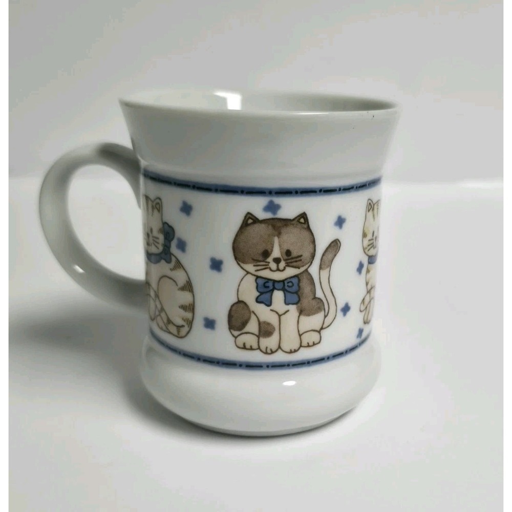 Vintage 1980s Ceramic Cat Mug with Flared Rim and Blue Bow Illustration